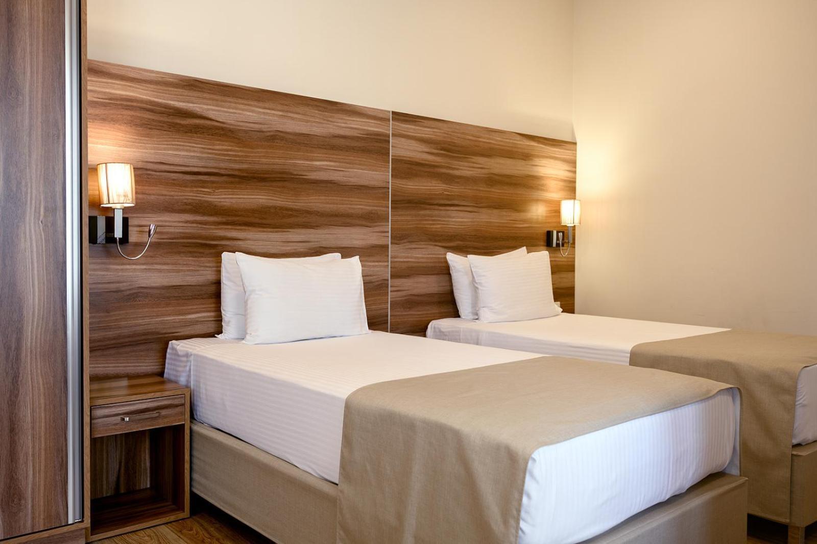 Nacho Hotel Erivan