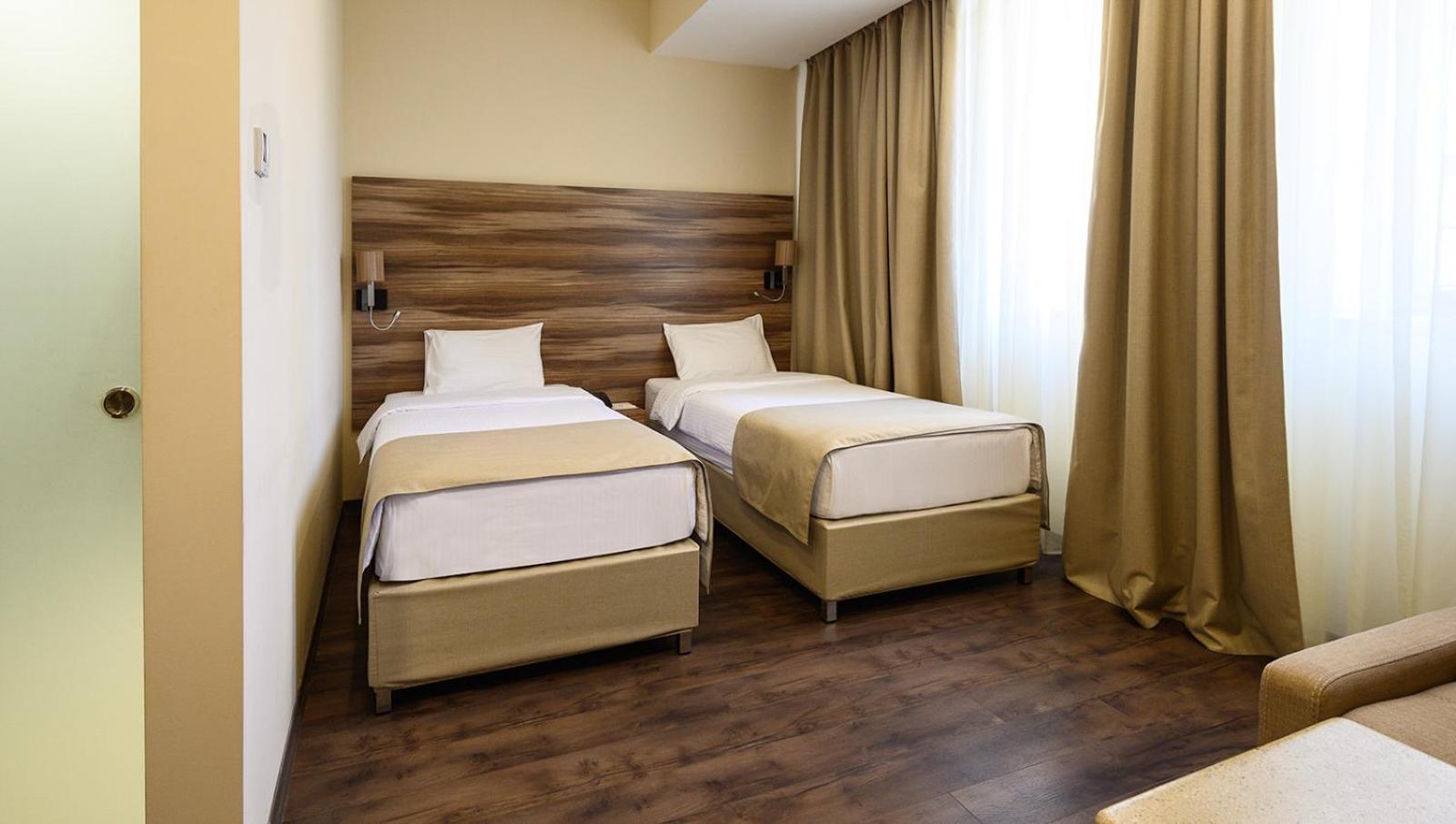 Nacho Hotel Erivan